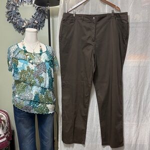New Avenue Women's Straight Leg Khakis